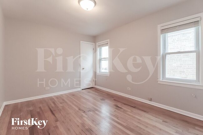 Building Photo - 6531 S Kostner Ave