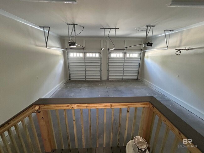 Building Photo - 5126 Pine Rd