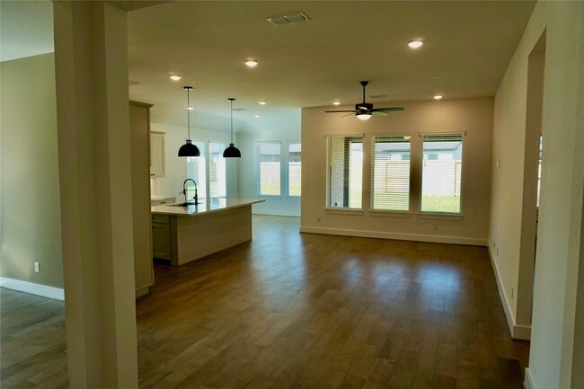 Building Photo - 31226 Anna Mdws Dr