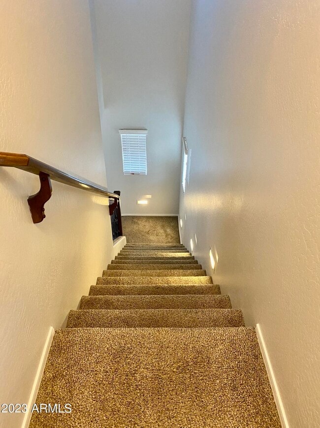 Building Photo - 1675 W Pelican Dr