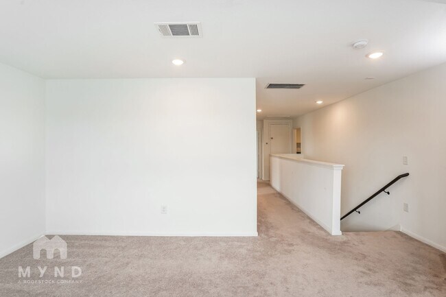 Building Photo - 23626 Escardilla Dr