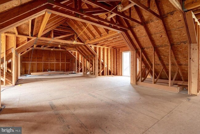 Building Photo - 2942 S Haven Dr