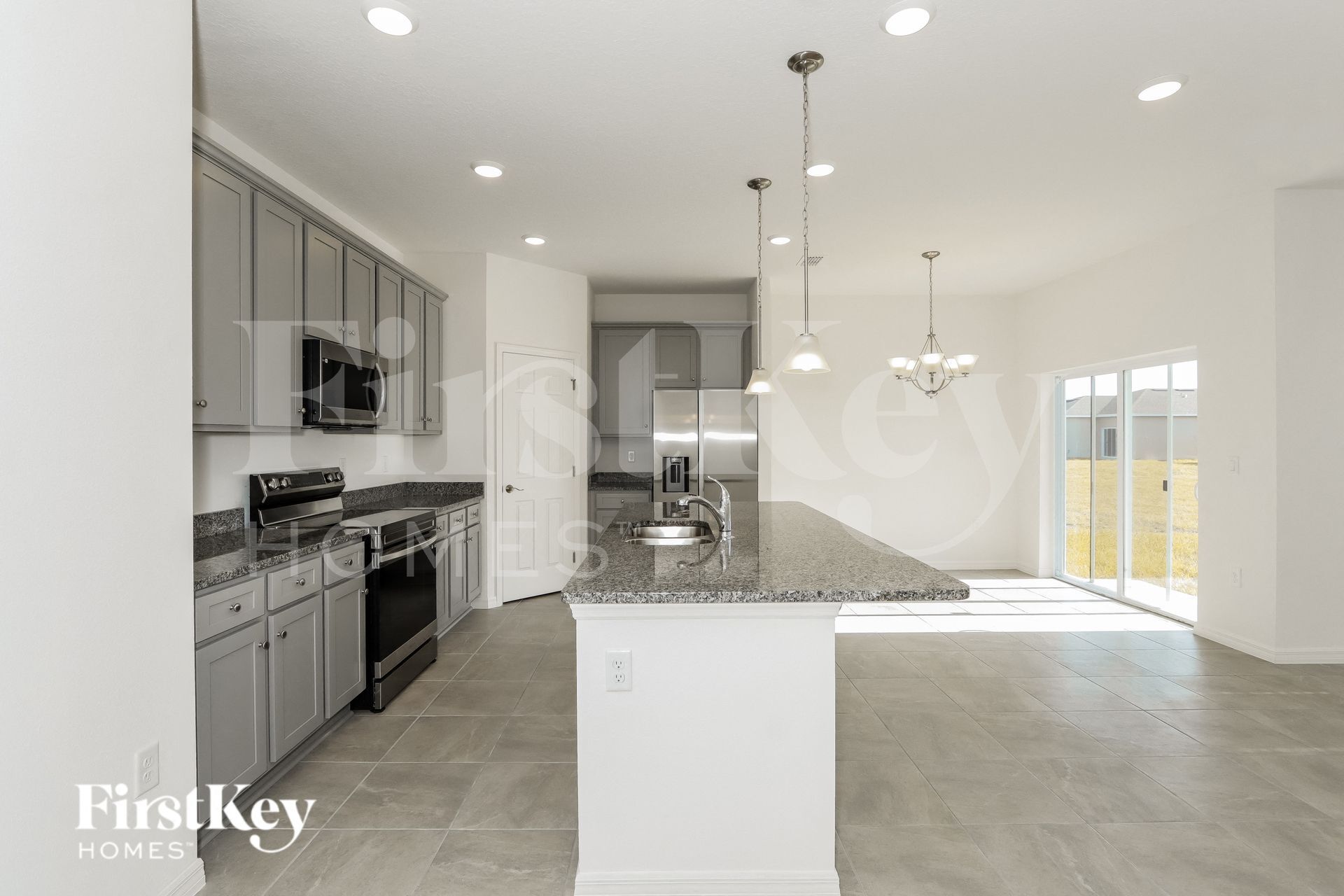 Building Photo - 531 Crown Rose Dr