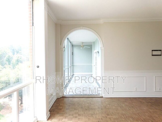 Building Photo - 130 26th St NW