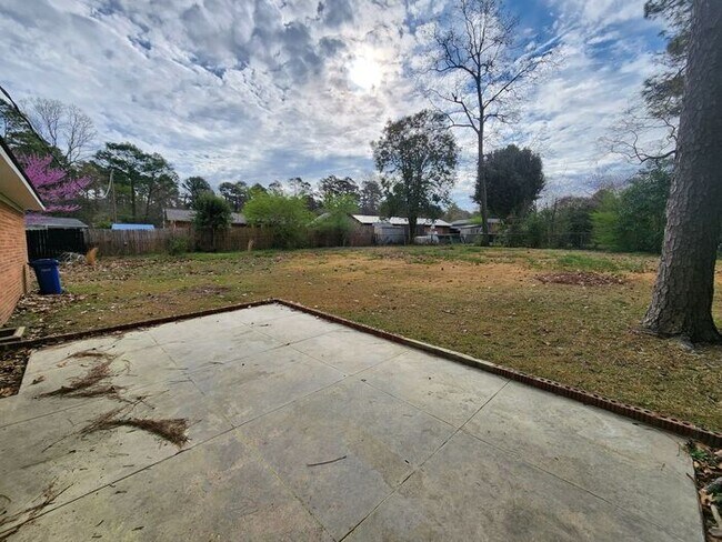 Building Photo - 7547 Decatur Dr