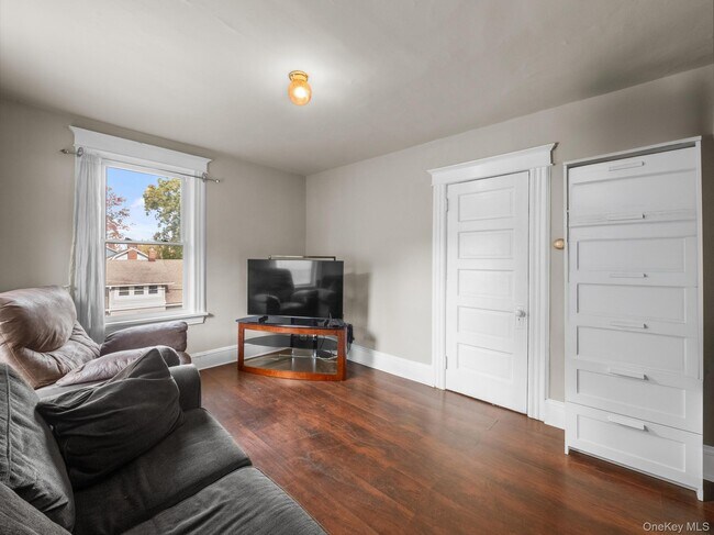 Building Photo - 109 Cooper Dr