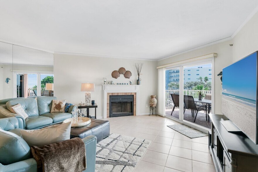 Building Photo - 18400 Gulf Blvd