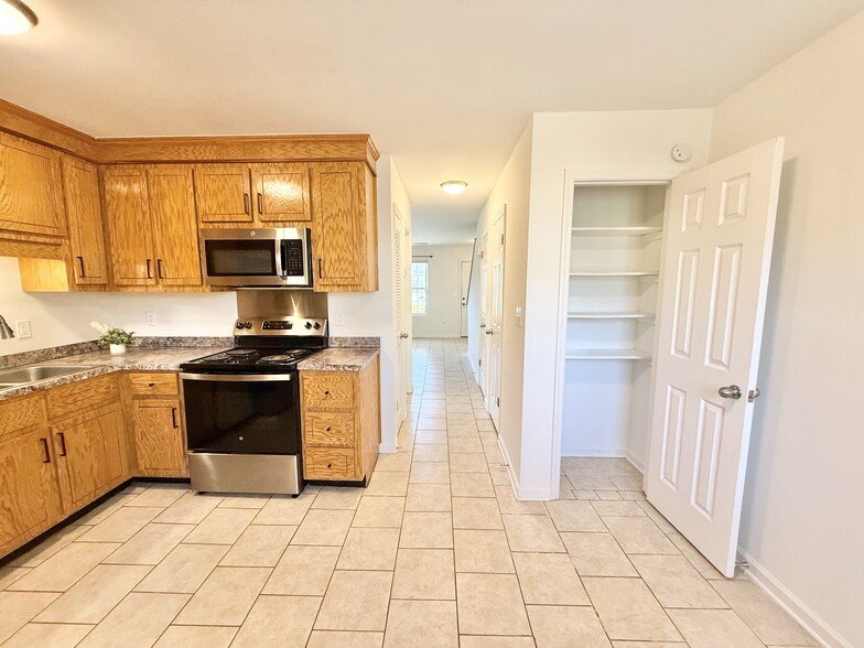 Kitchen - View to Living Room - 274 Fleming Rd
