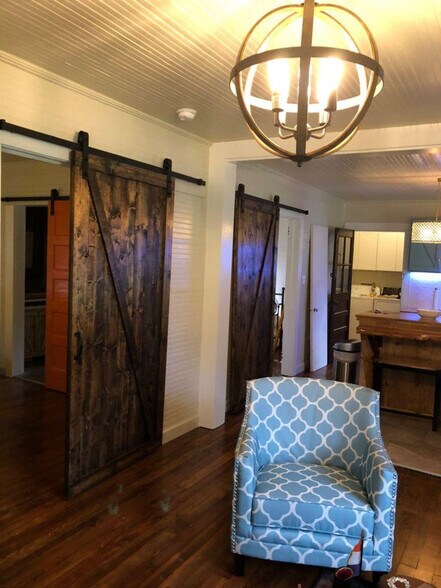 Building Photo - 209 Stone Cir