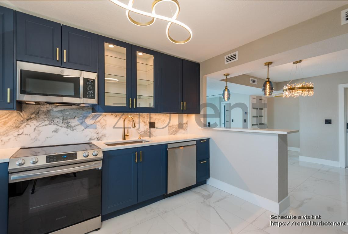 Building Photo - 50 Harbor View Ln