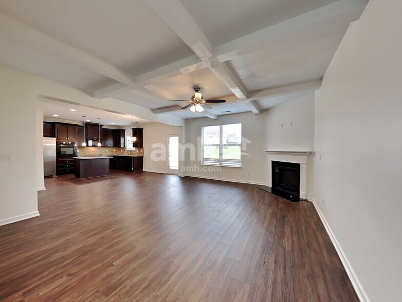 Building Photo - 540 Harmony Way