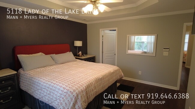 Building Photo - 5118 Lady of the Lake Dr