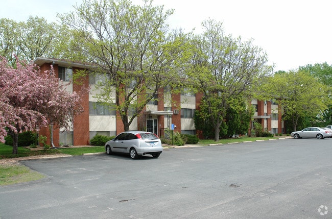 Building Photo - Penn Apartments