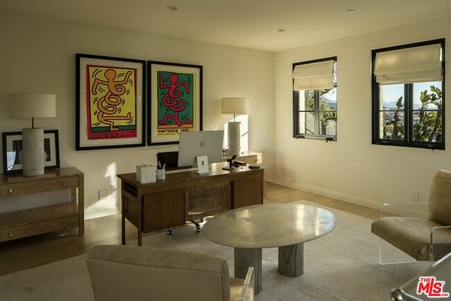 Building Photo - 1427 Kings Rd