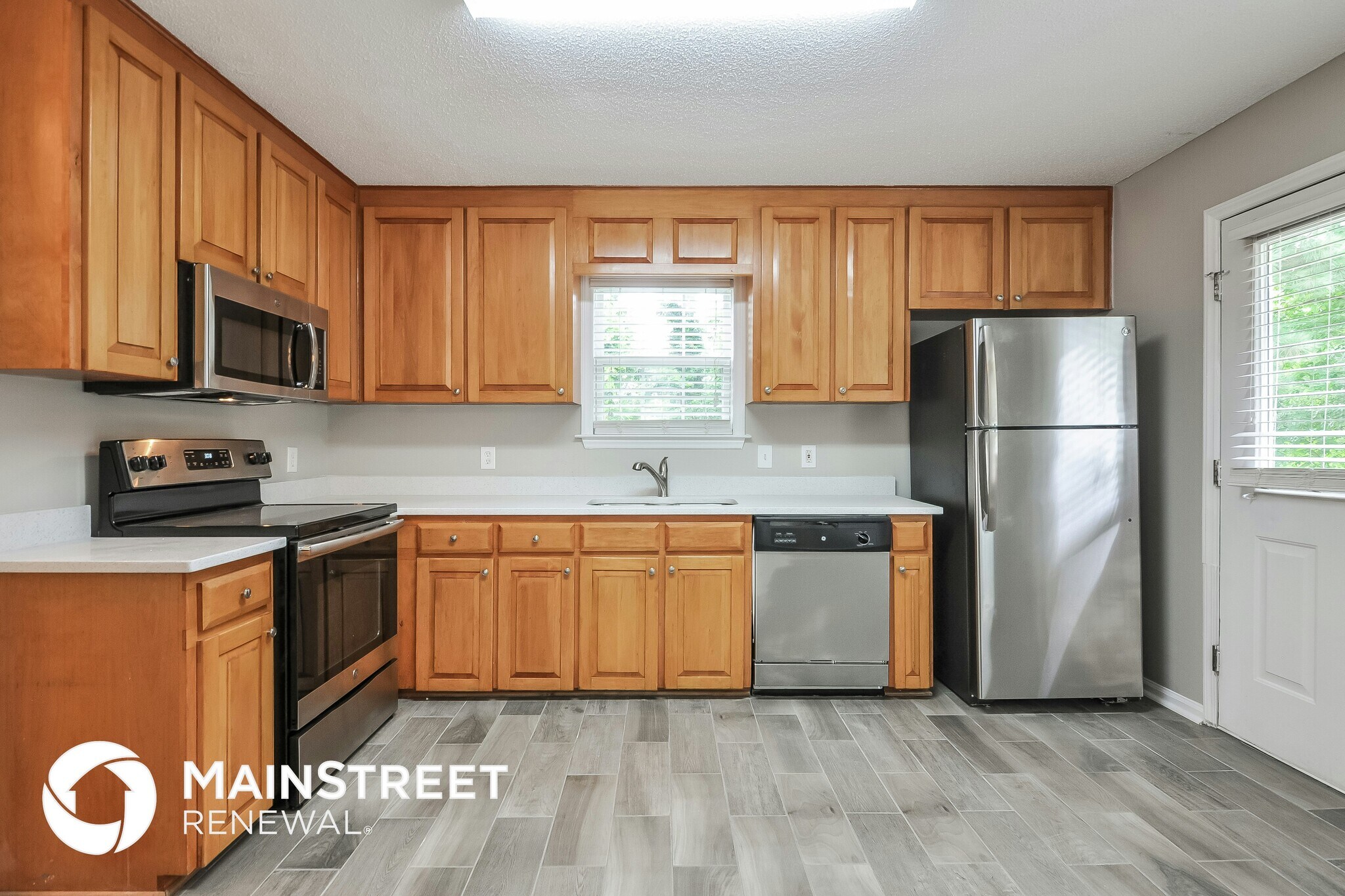 Building Photo - 1100 Curtiss Dr