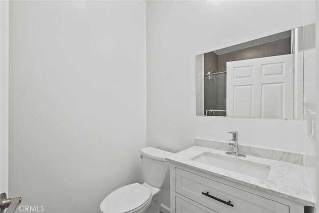 Building Photo - 15834 Eccles St
