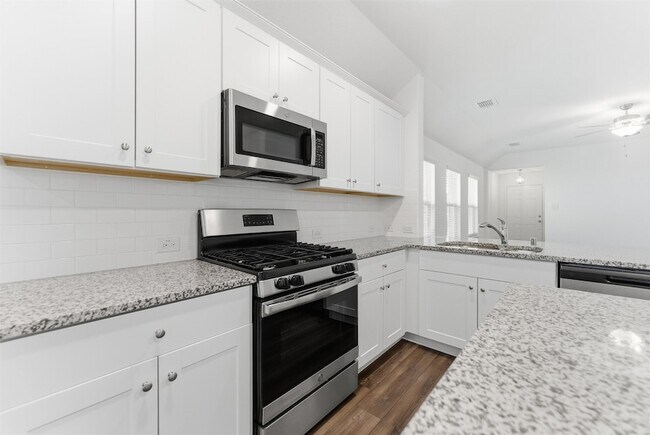 Building Photo - 2309 Pyrite Dr