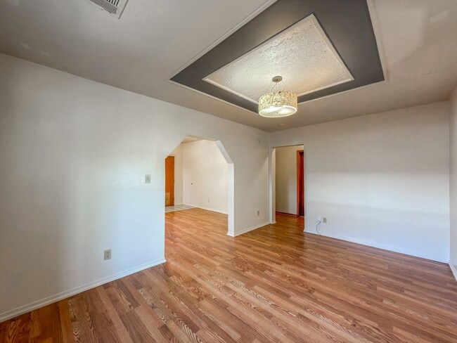 Building Photo - * Move-In Special * Charming Fort Smith Home - 2 Bed, 1 Bath (1150 sqft)