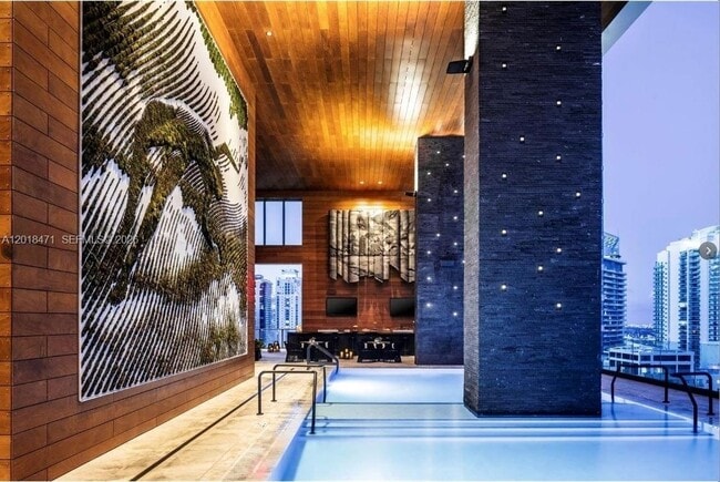 Building Photo - 1451 Brickell Ave