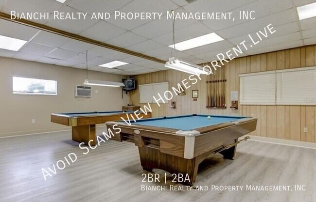 Building Photo - 1819 Shore Dr S