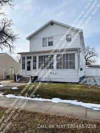 Building Photo - 217 5th St S