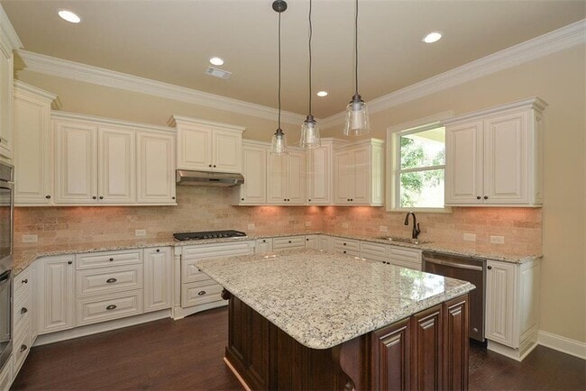 Building Photo - 2408 Rosapenna Ln SW