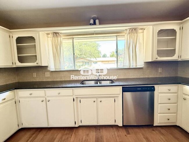 Building Photo - Spacious Corner-Lot Home with Cozy Charm a...
