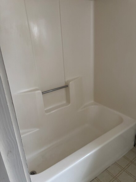 Building Photo - 177 N Main St