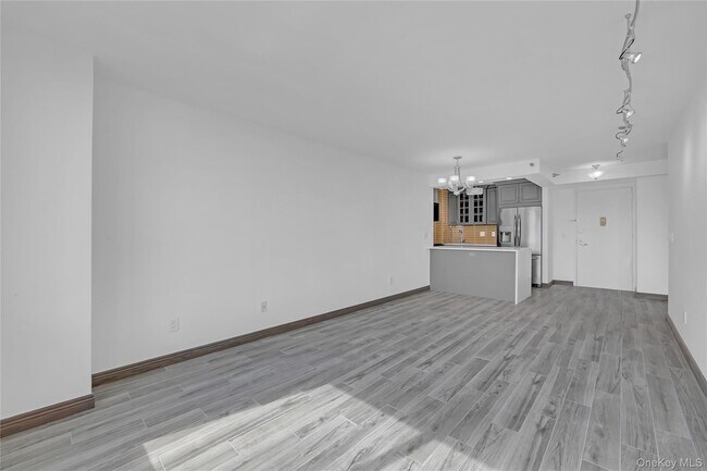 Building Photo - 4-74-74 48th Ave