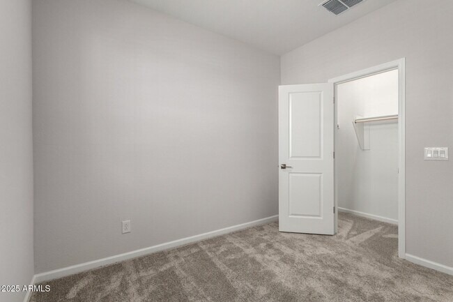 Building Photo - 18207 W Daley Ln