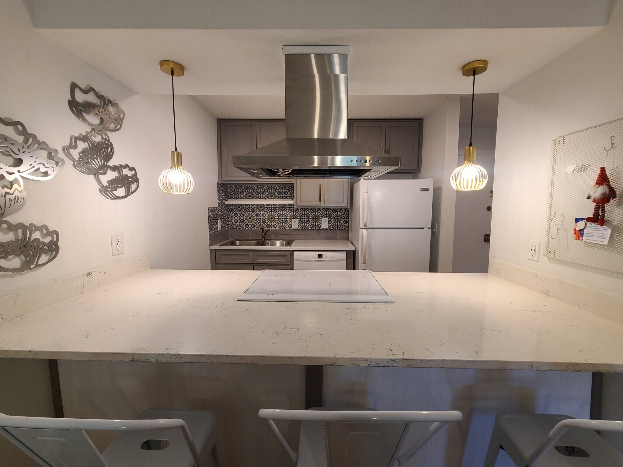 Kitchen Island - 2707 Valmont Rd #307A