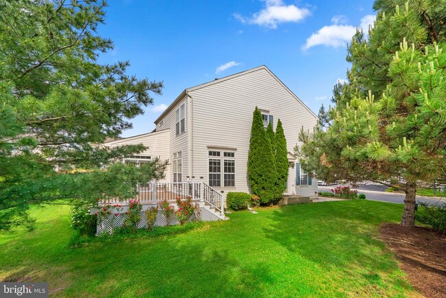 Building Photo - 103 Leeds Creek Cir