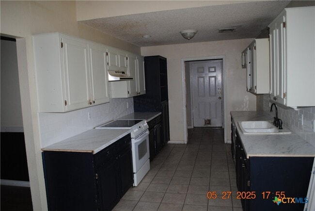 Building Photo - 97 Ben Nevis Ln