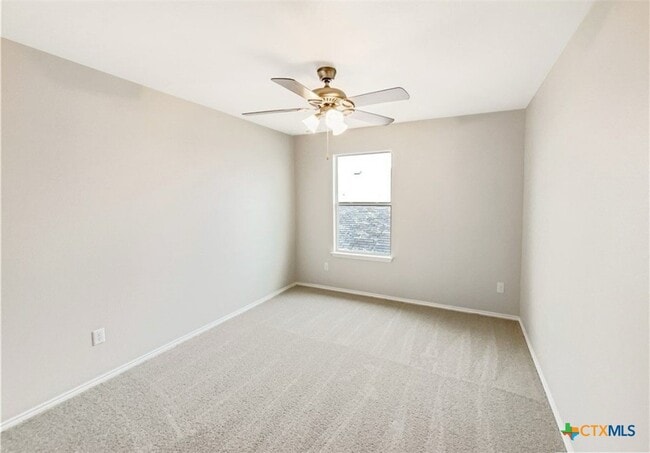 Building Photo - 1321 Daffodil Dr