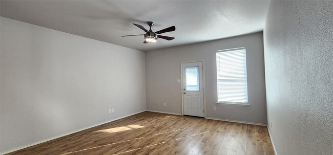 Building Photo - 1121 Beaverwood Ln