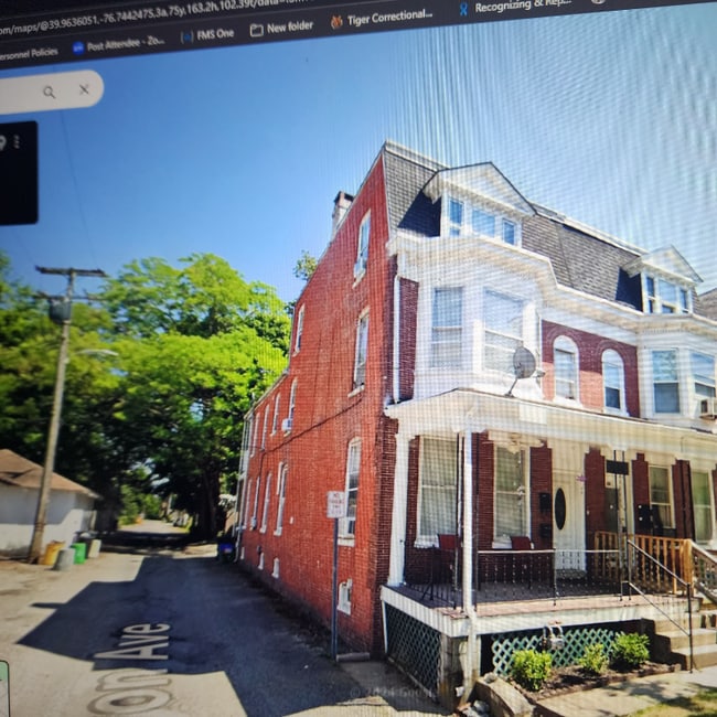 Building Photo - 486 Linden Ave