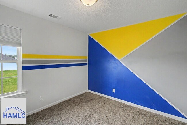 Building Photo - 188 Sunflower Cir NE