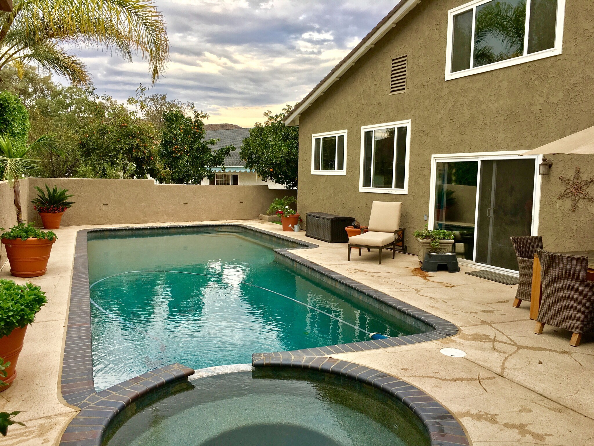 Building Photo - 672 Garland Court