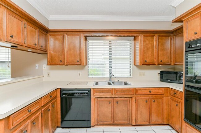 Building Photo - 3018 Kismet Ln