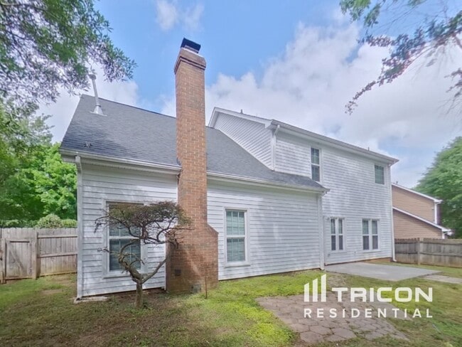 Building Photo - 10913 Gladewater Dr