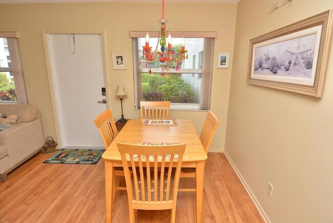 Building Photo - 1225 NW 21st St