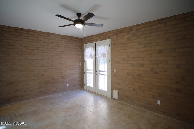 Building Photo - 10514 E Seven Generations Way