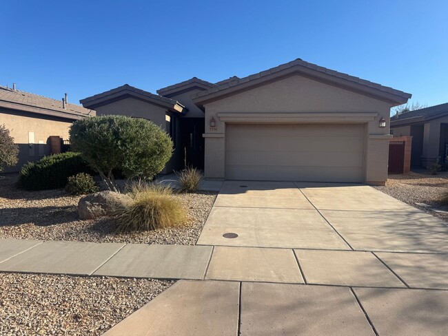 Primary Photo - Coral Canyon Gem with NEW CARPET & TWO CAR...