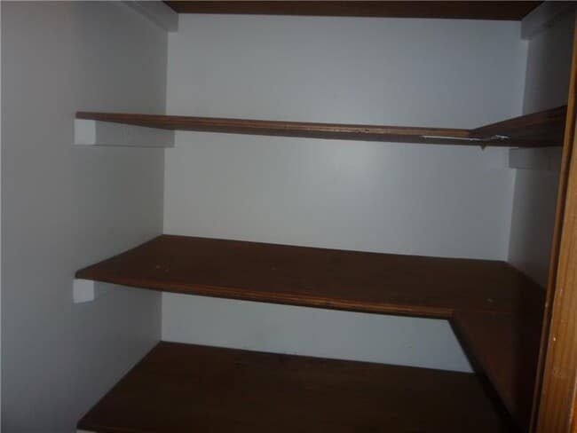 Building Photo - 4465 Mt Troy Rd Ext