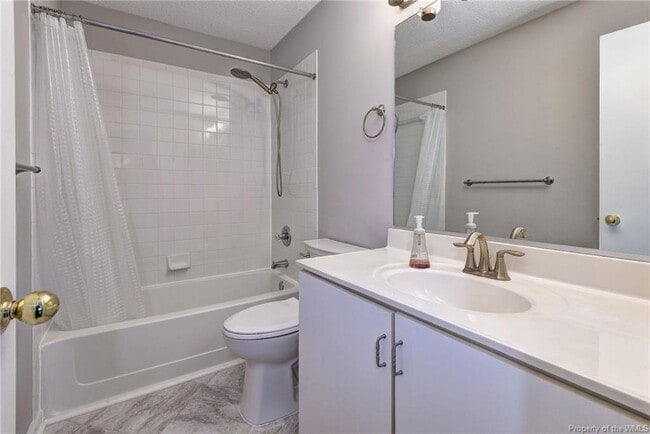 Building Photo - 1005 Settlement Dr