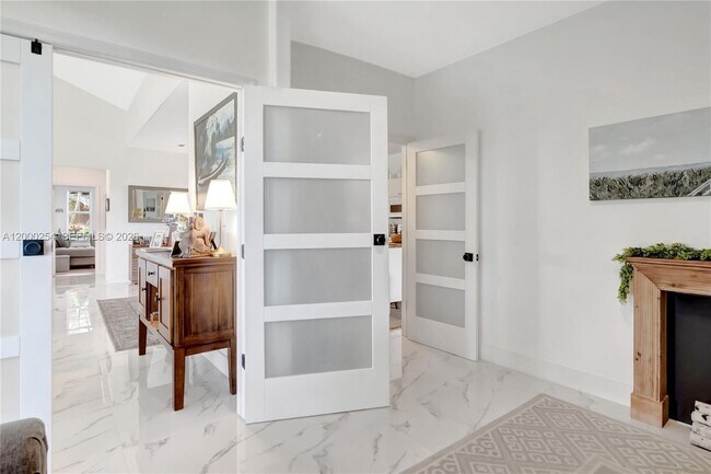 Building Photo - 7616 Elm Ridge Dr