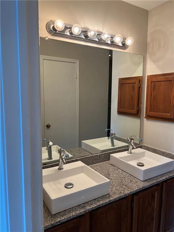 Building Photo - 4714 Castleman Dr