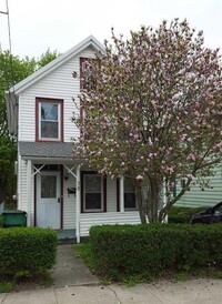 Building Photo - 38 N Elm St