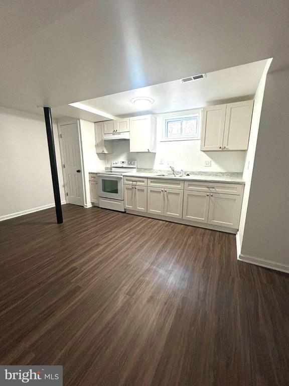 Building Photo - 363 Baltimore Ave