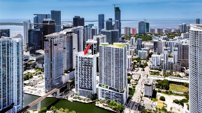 Building Photo - 690 SW 1st Ct